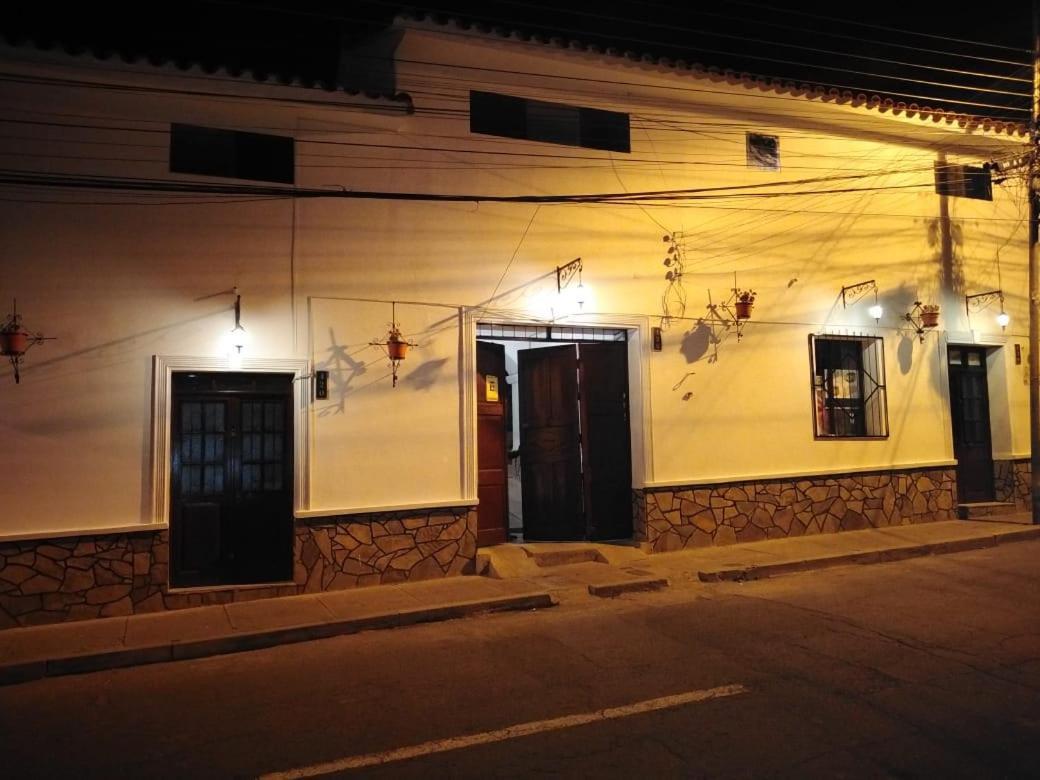 Hospedaje Ajayu Sucre Exterior foto